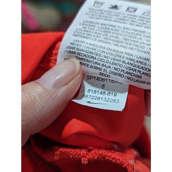 Nike Golf Women's 6 Orange Polyester Dri-Fit Shorts - Picture 7 of 8